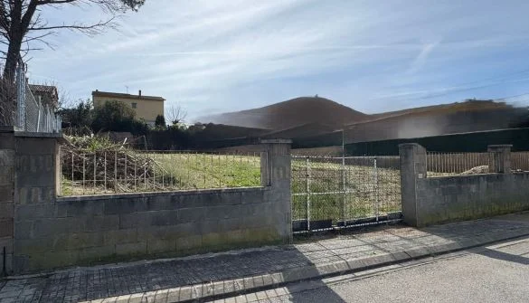 Parcela llana de 595 m² en Fogars
