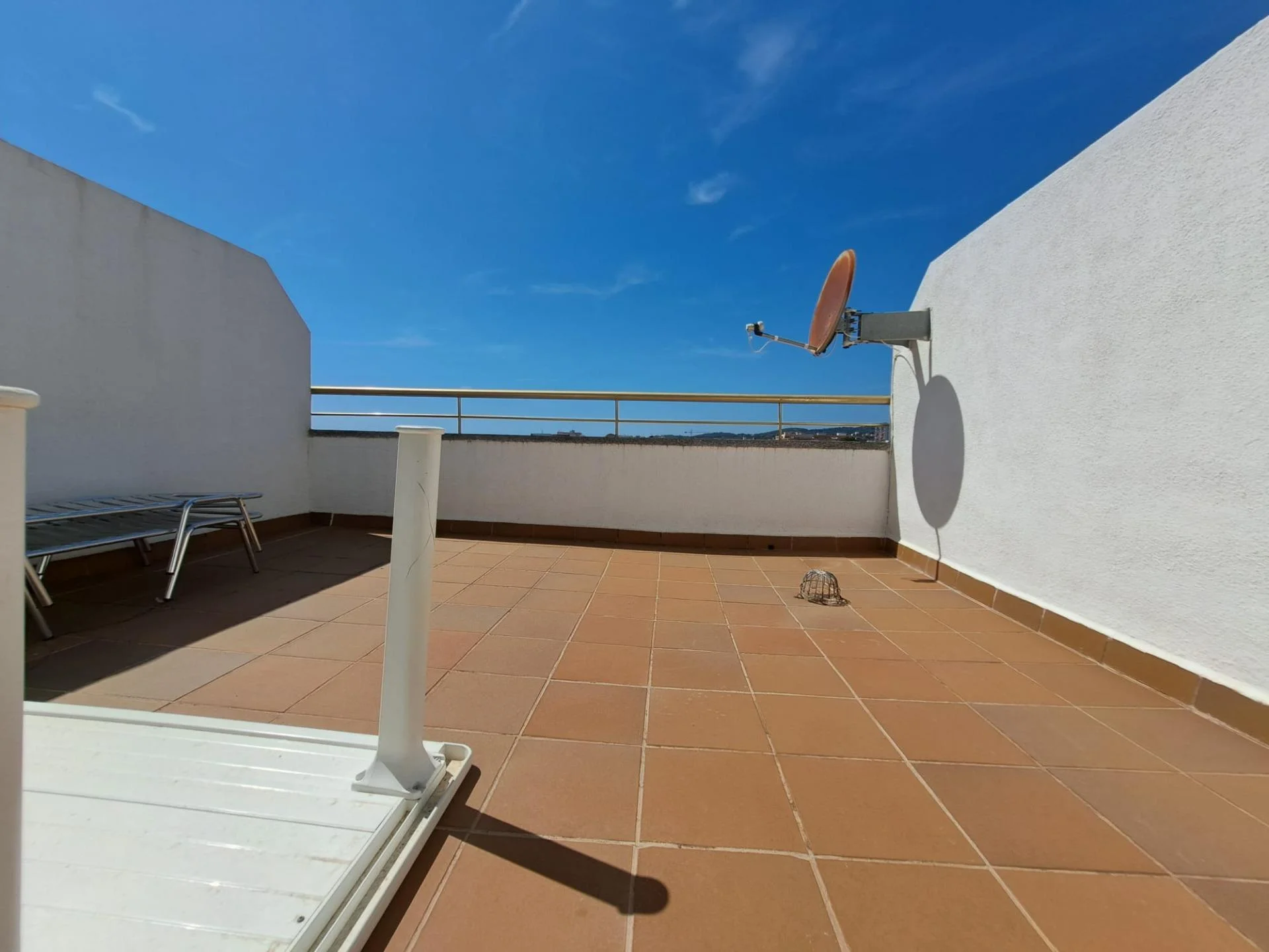 Dúplex cerca del mar con tres dormitorios