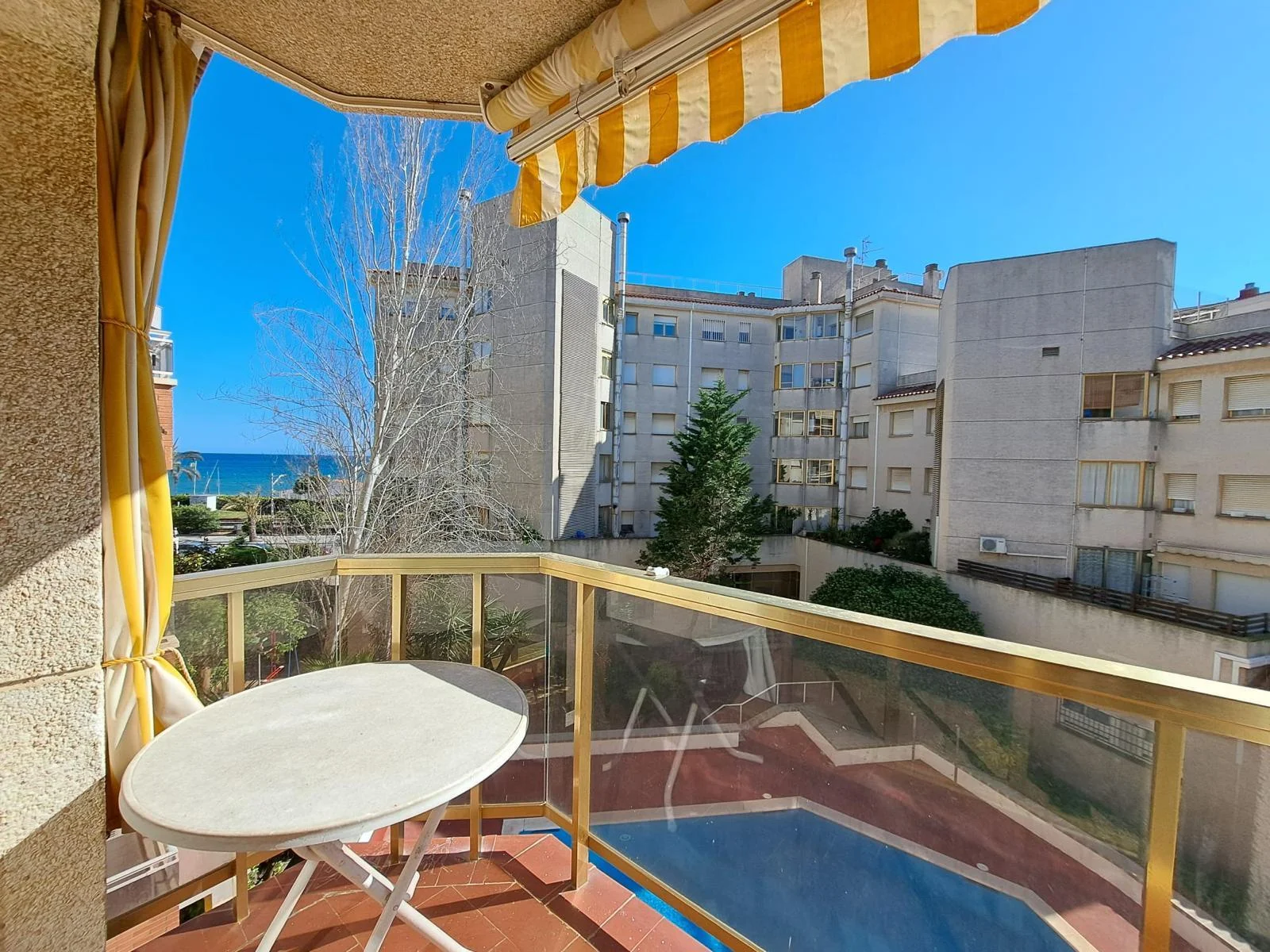 Apartamento costero oeste de un dormitorio