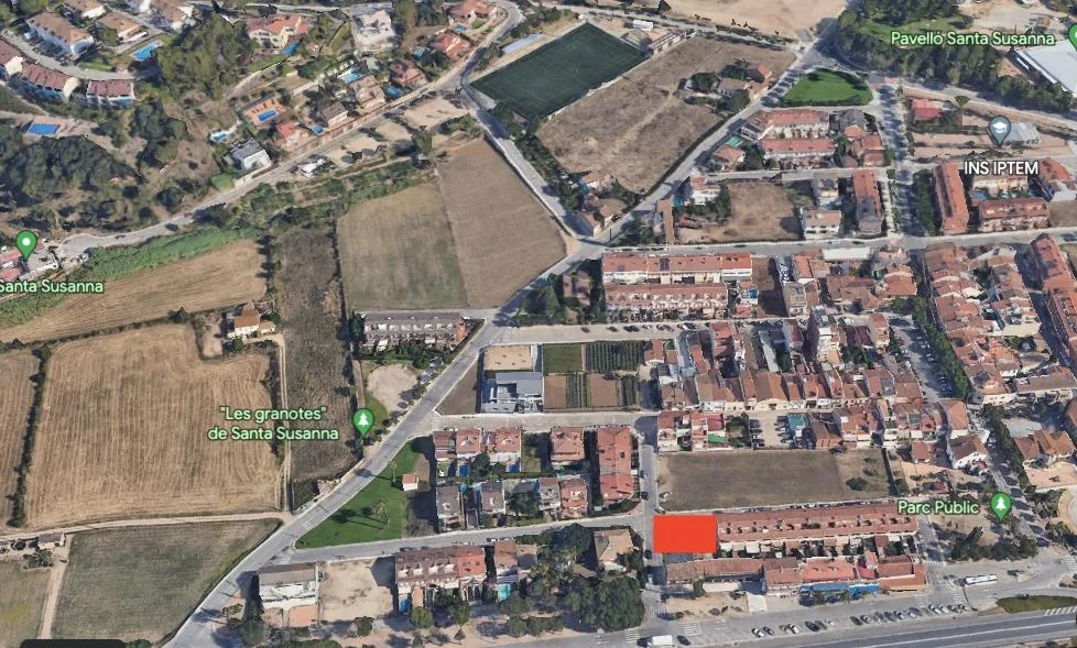Parcela céntrica en Santa Susanna, 217 m²