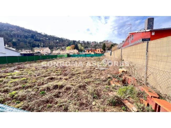 Parcela edificable de 733 m² en Massanes