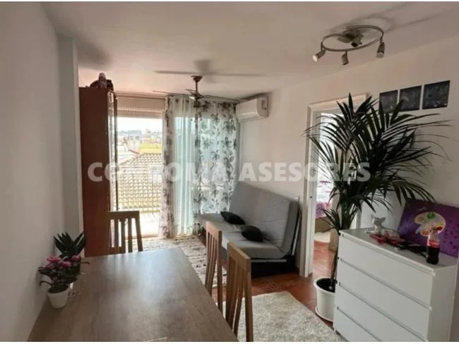 Piso en Calella con vistas al mar, 3 habitaciones