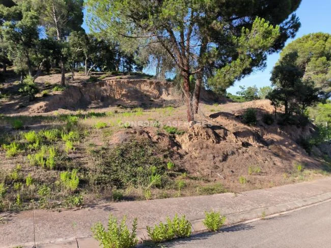 Parcela urbanizable en Tordera, 1.059 m²