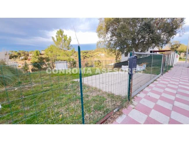 Terreno edificable de 420 m² en Lloret