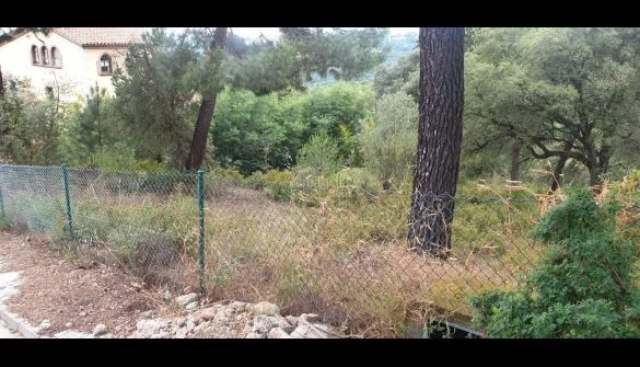 Urban plot in Canyamars, 810 m²