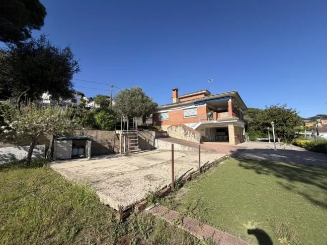Casa amplia en Maçanet, 241 m²