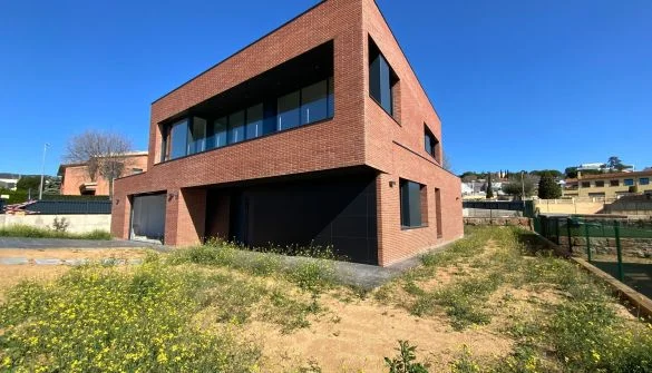 Can Quirze chalet, sea views