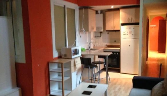 Piso alquilado en La Torrassa, 2 habitaciones