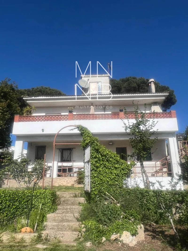 Casa para reformar con vistas al mar