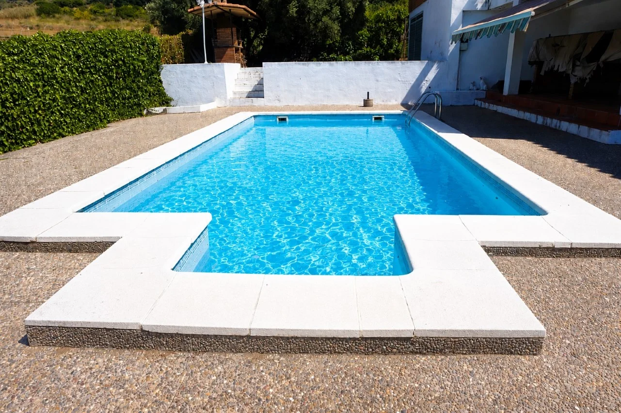 Casa con piscina en 10.000 m²