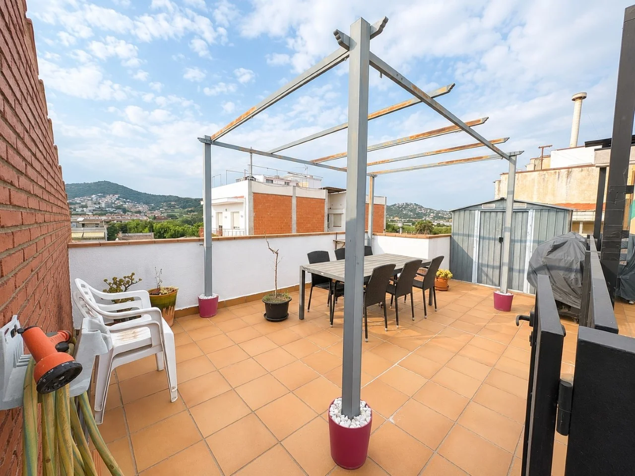 Piso seminuevo en Centre con terraza privada