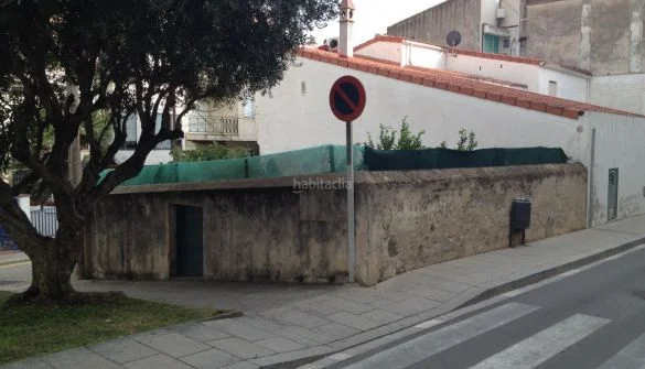 Parcela céntrica con 240 m² edificables