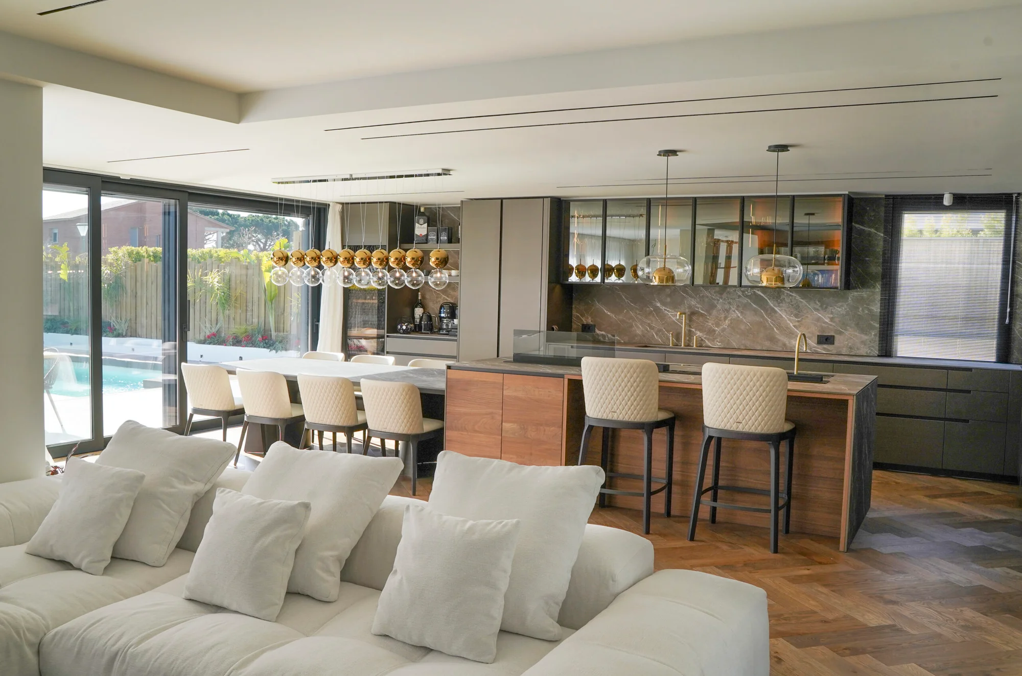 Renovated Llavaneres chalet, 5 bedrooms