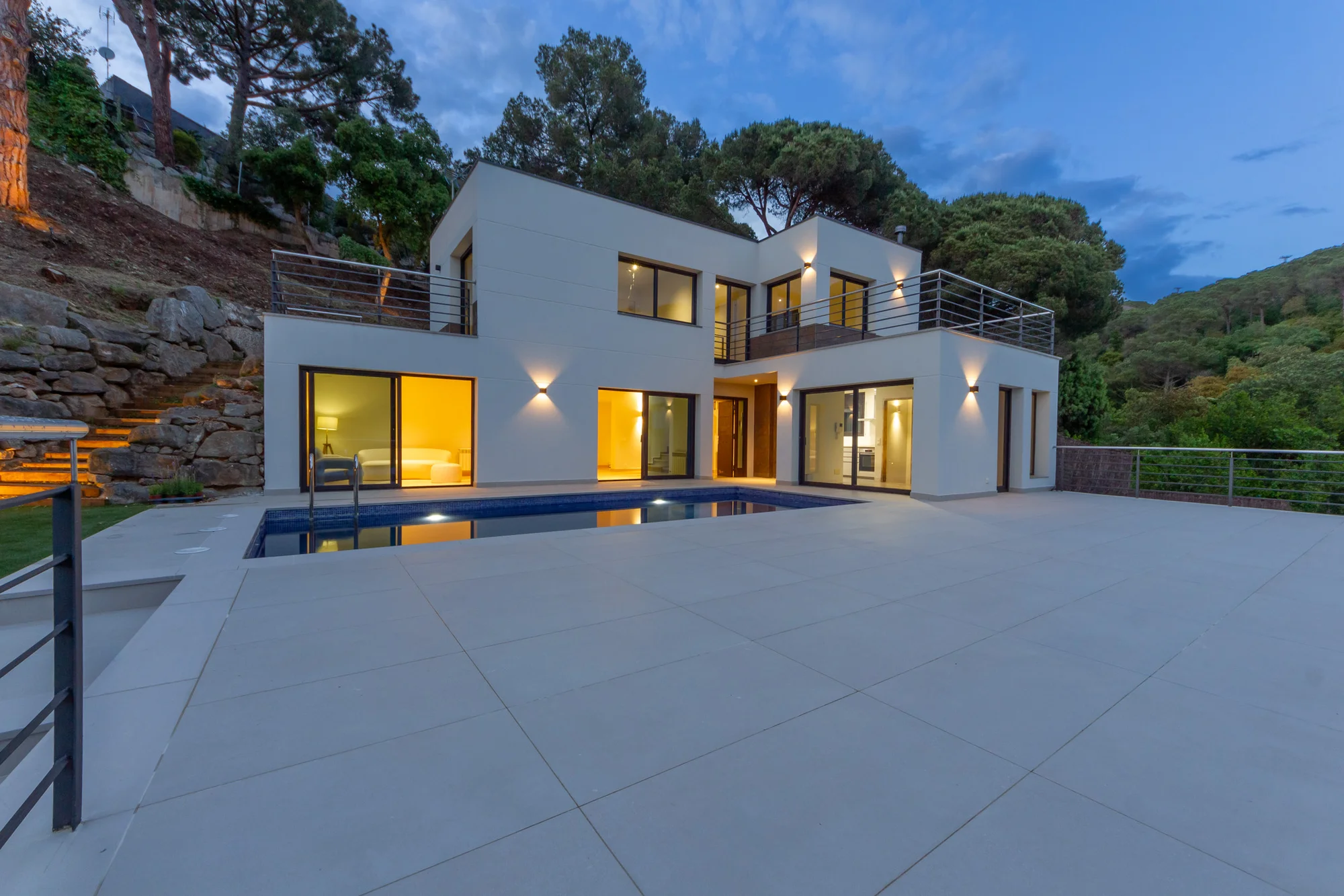 Villa renovada en Cabrils, cuatro dormitorios