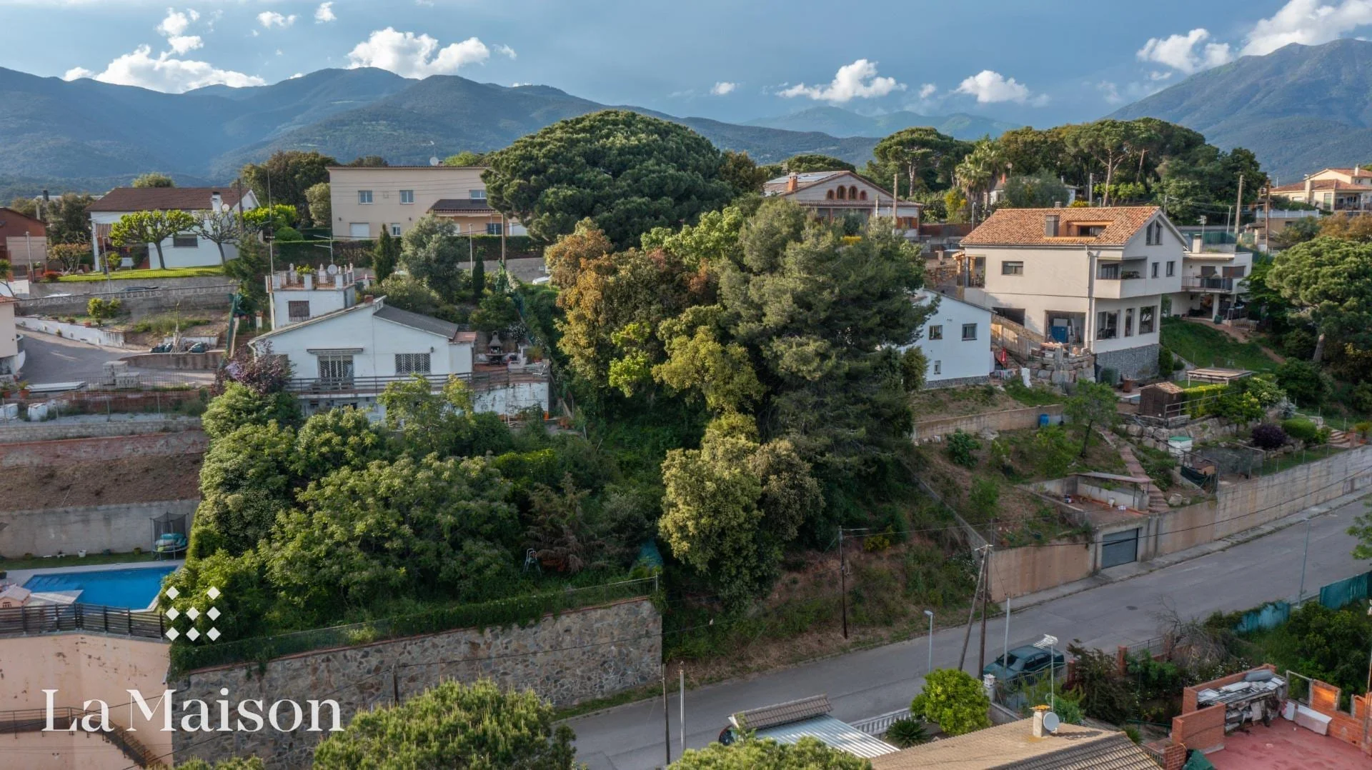 Terreno urbano cerca del Montseny, 695 m²