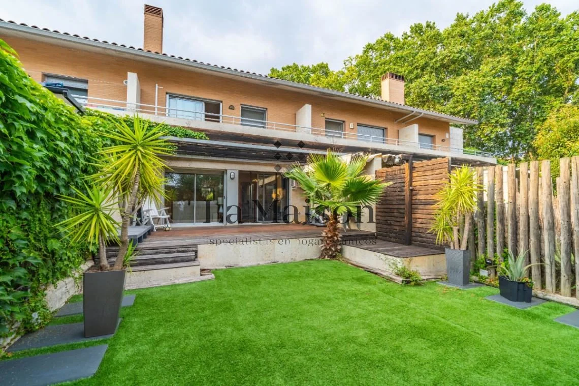Can Jalpí townhouse, four bedrooms, pool