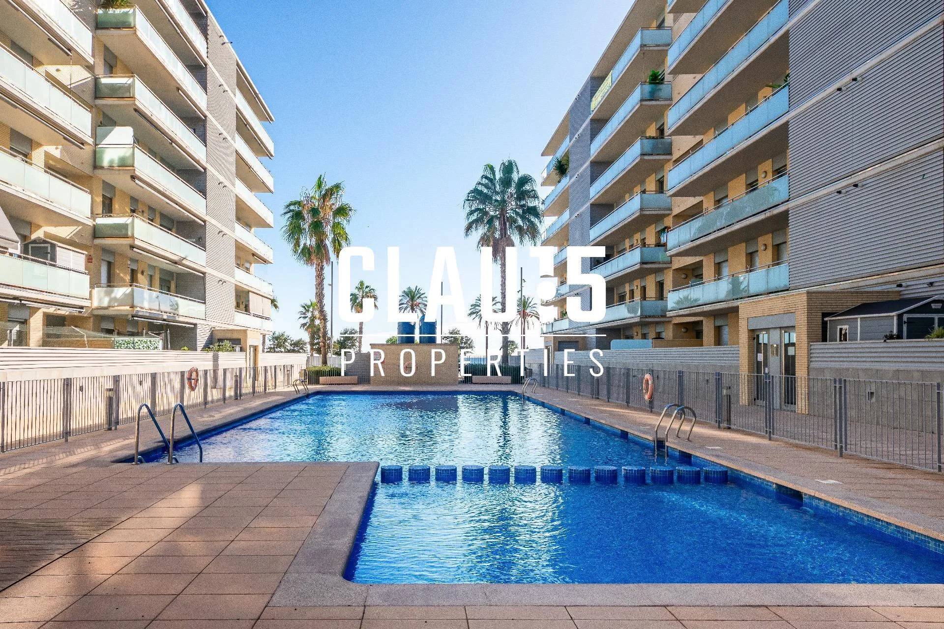 Sea-view ground-floor apartment, 3 bedrooms