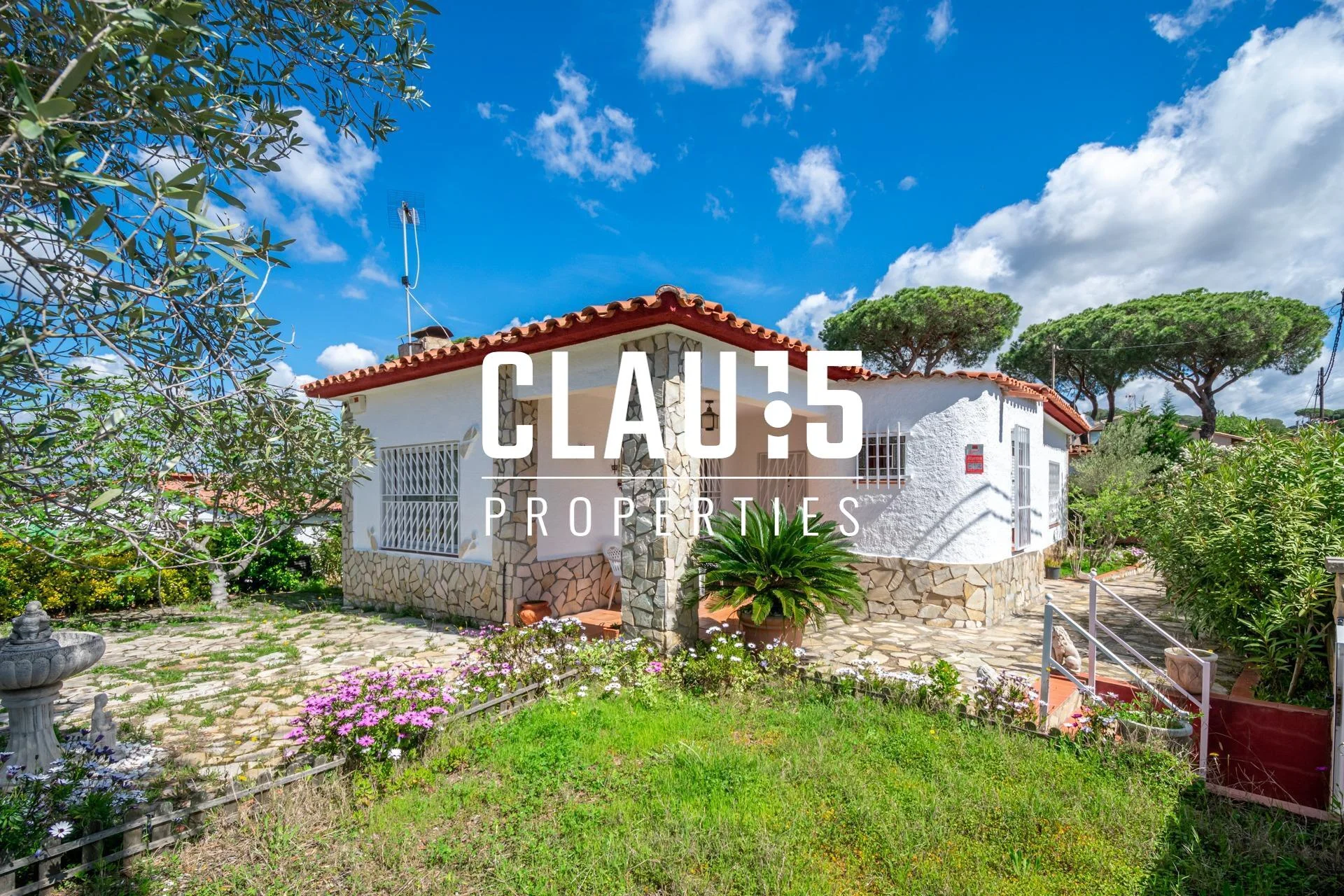 Casa en Mas Mora con parcela de 523 m²