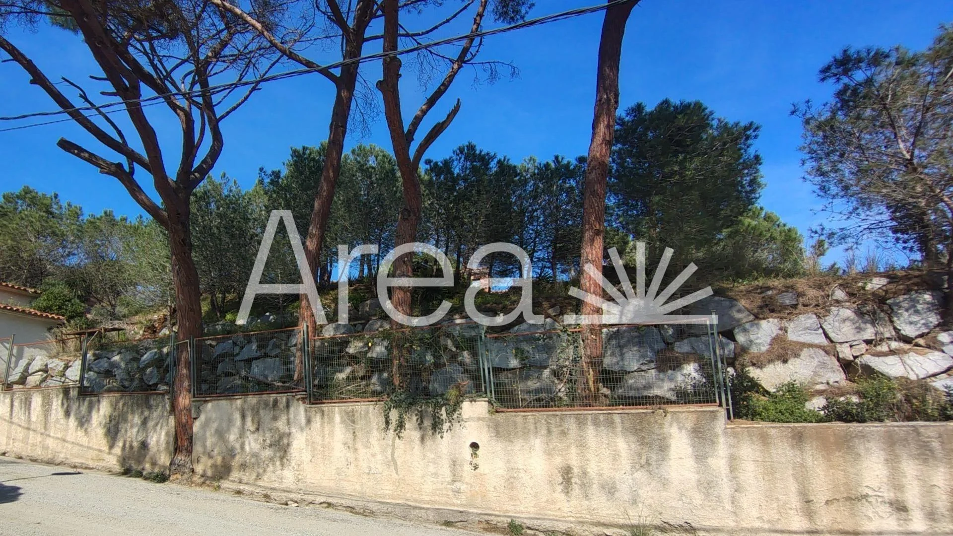 Urban Can Baladia plot, 690 m²