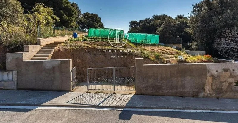 Parcela edificable en Portimar 2