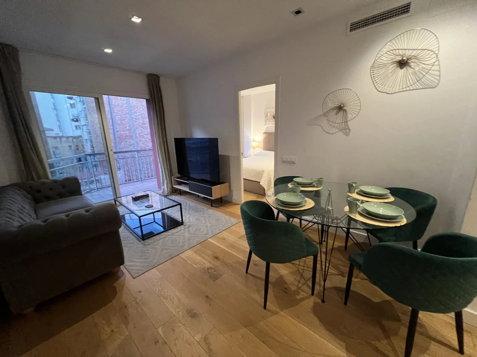 Piso reformado en Eixample, 2 habitaciones