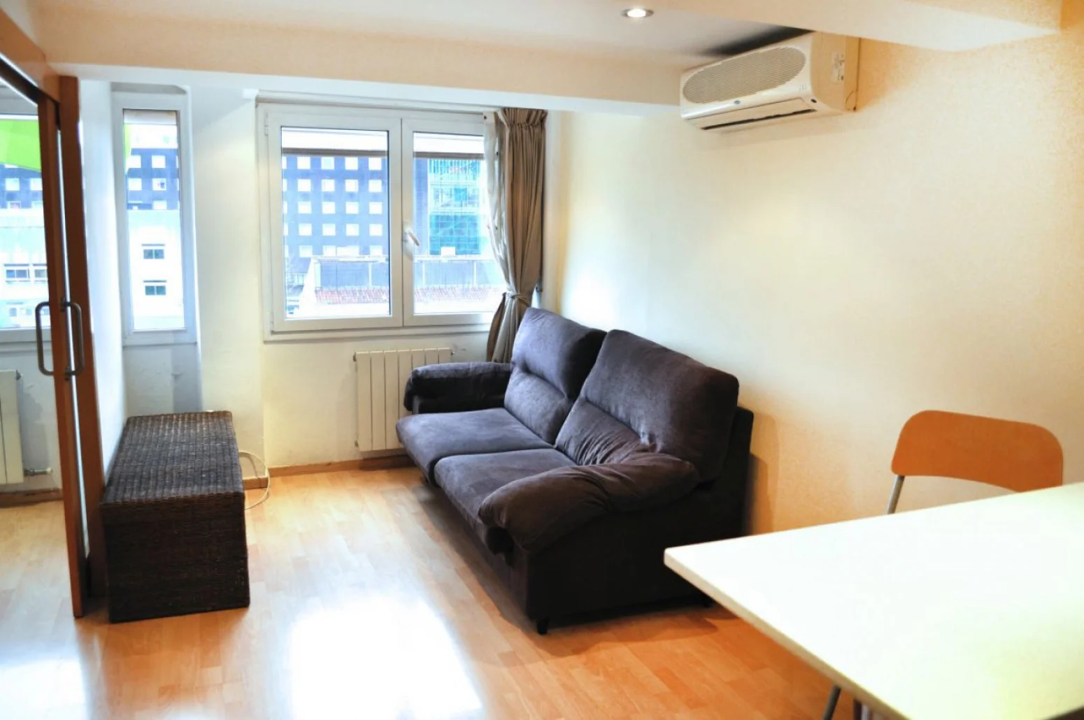 45 m² Poblenou period one-bedroom flat