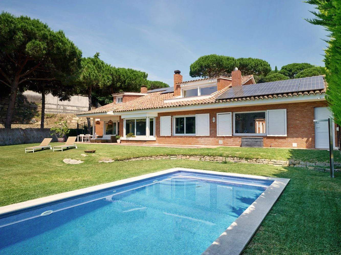 Villa con vistas al mar en Supermaresme, 5 dormitorios