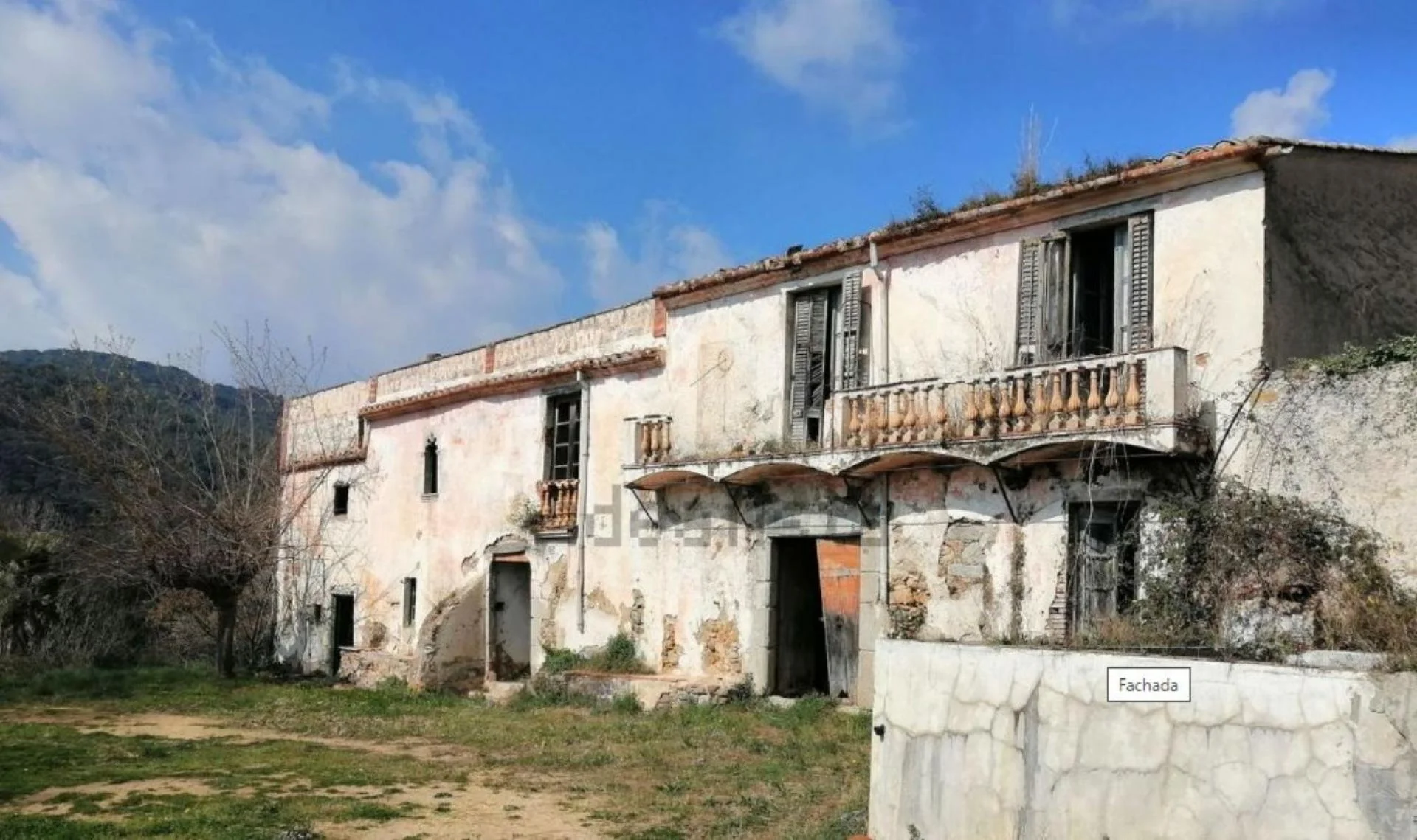 Masía histórica de 1.000 m²