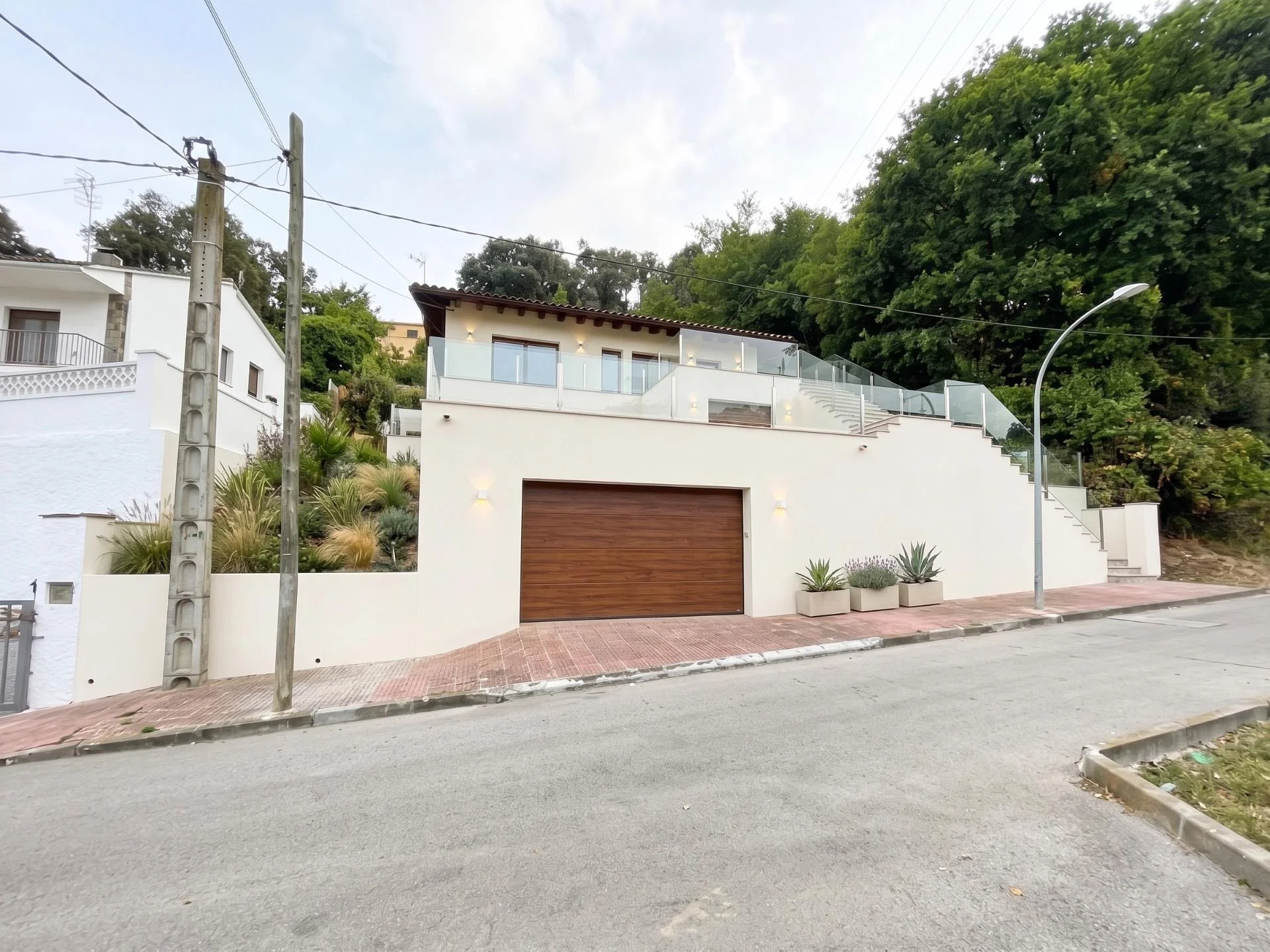 Casa en buen estado con parcela de 740 m²