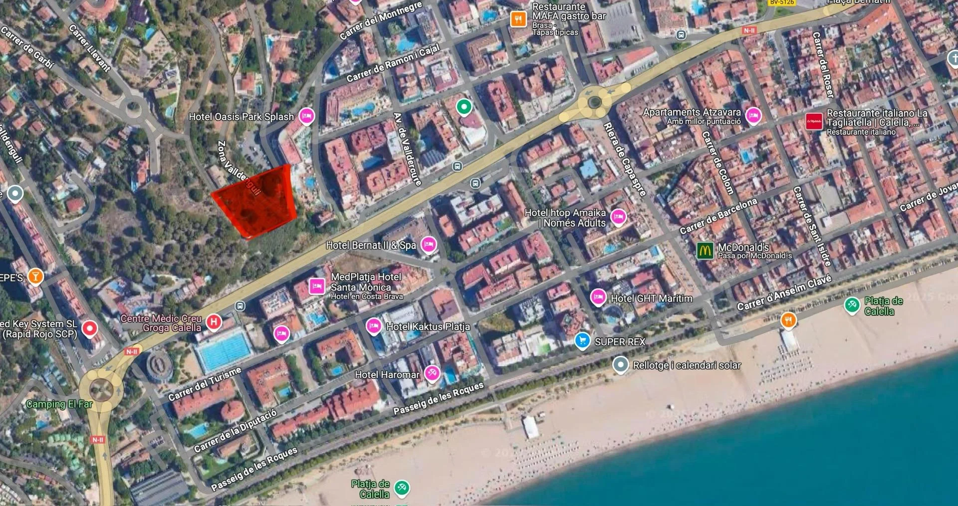 Urban Calella plot with sea views