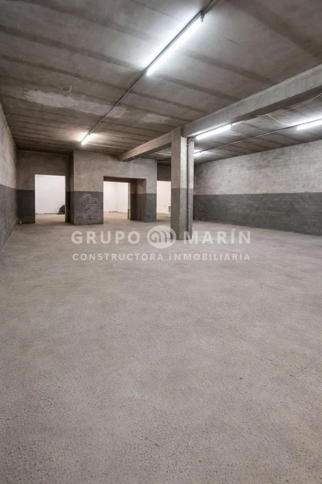 Local comercial versátil de 283 m²