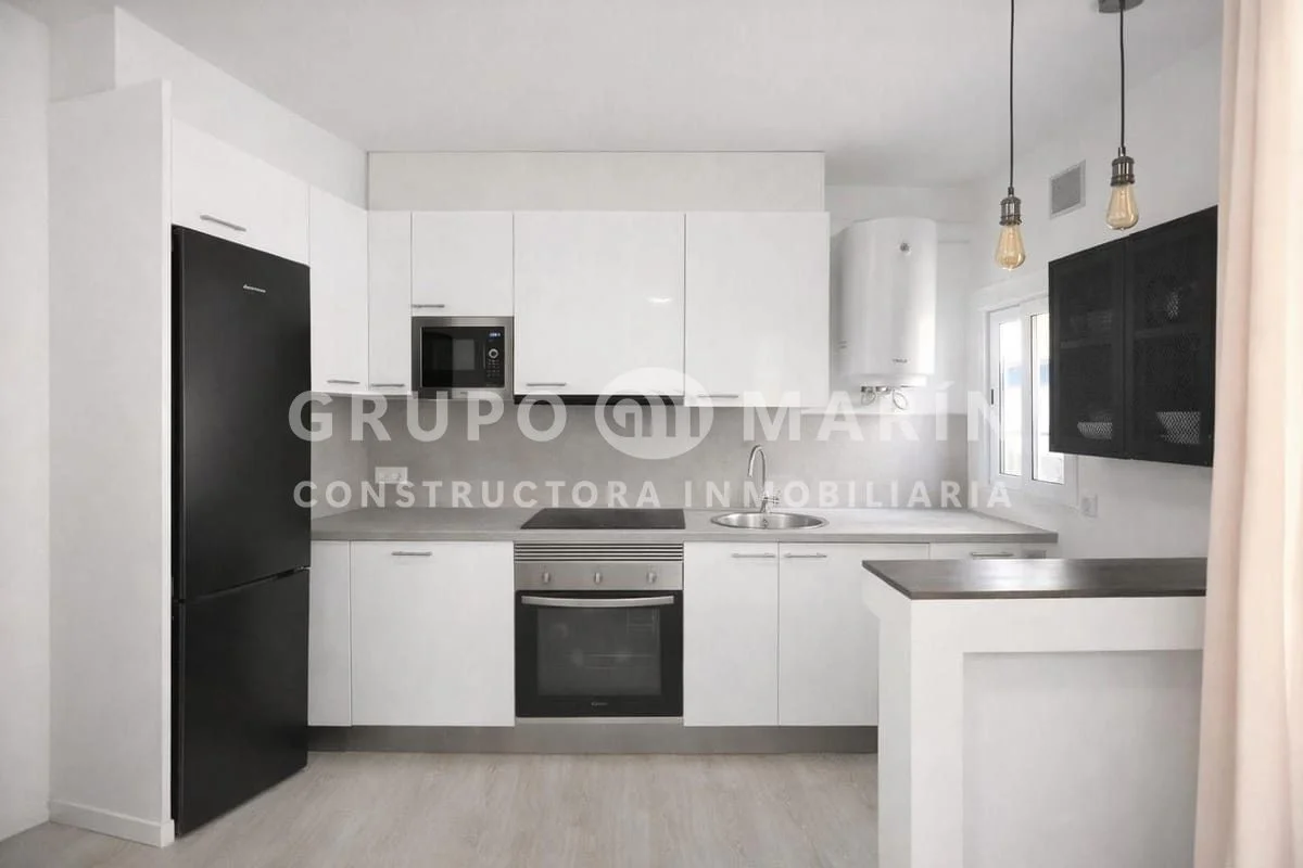 Well-kept Teixonera flat, two bedrooms
