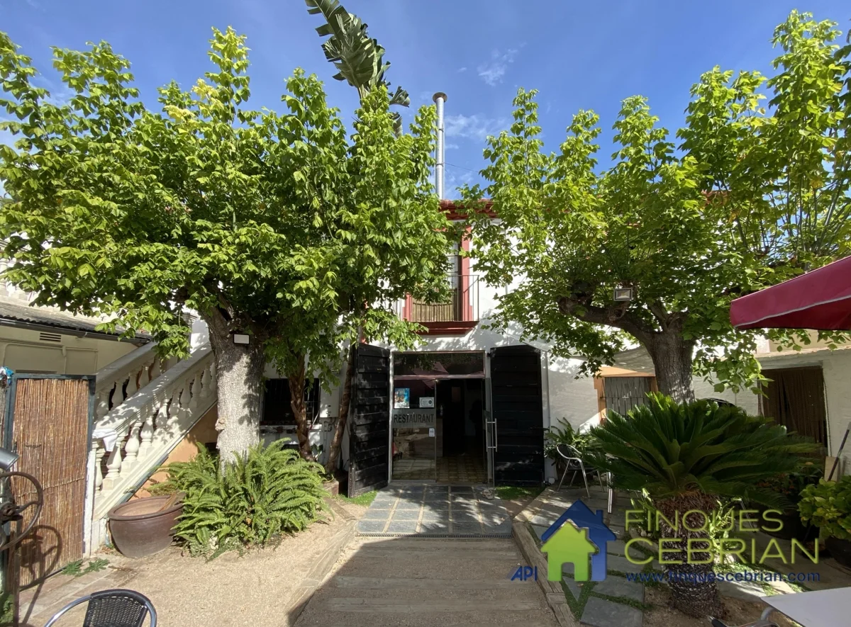 Casa en Alella con restaurante