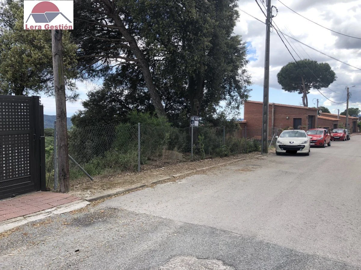 Parcela urbana en Dosrius con montaña