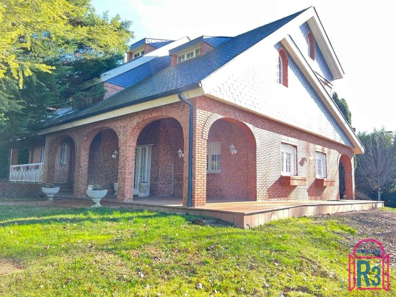 Large chalet in El Montico, León