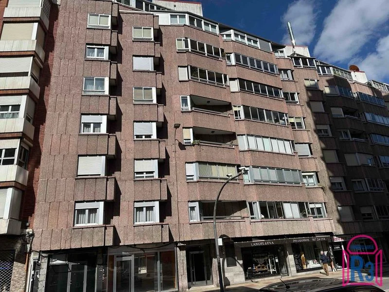 Four-bedroom flat in Santa Ana