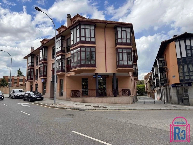 Fitted commercial premises in San Pedro