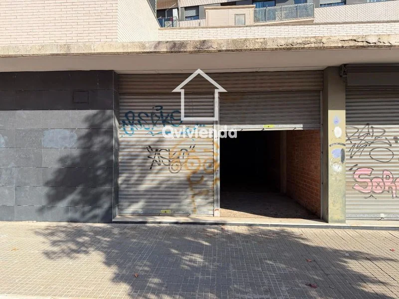 Local comercial en Mollet, 110 m²