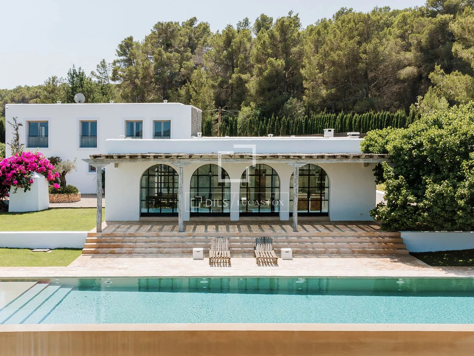 Villa Blakstad nueva con vistas montañosas