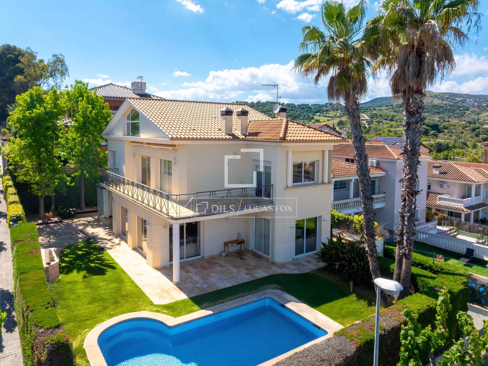 Villa independiente en Alella con piscina