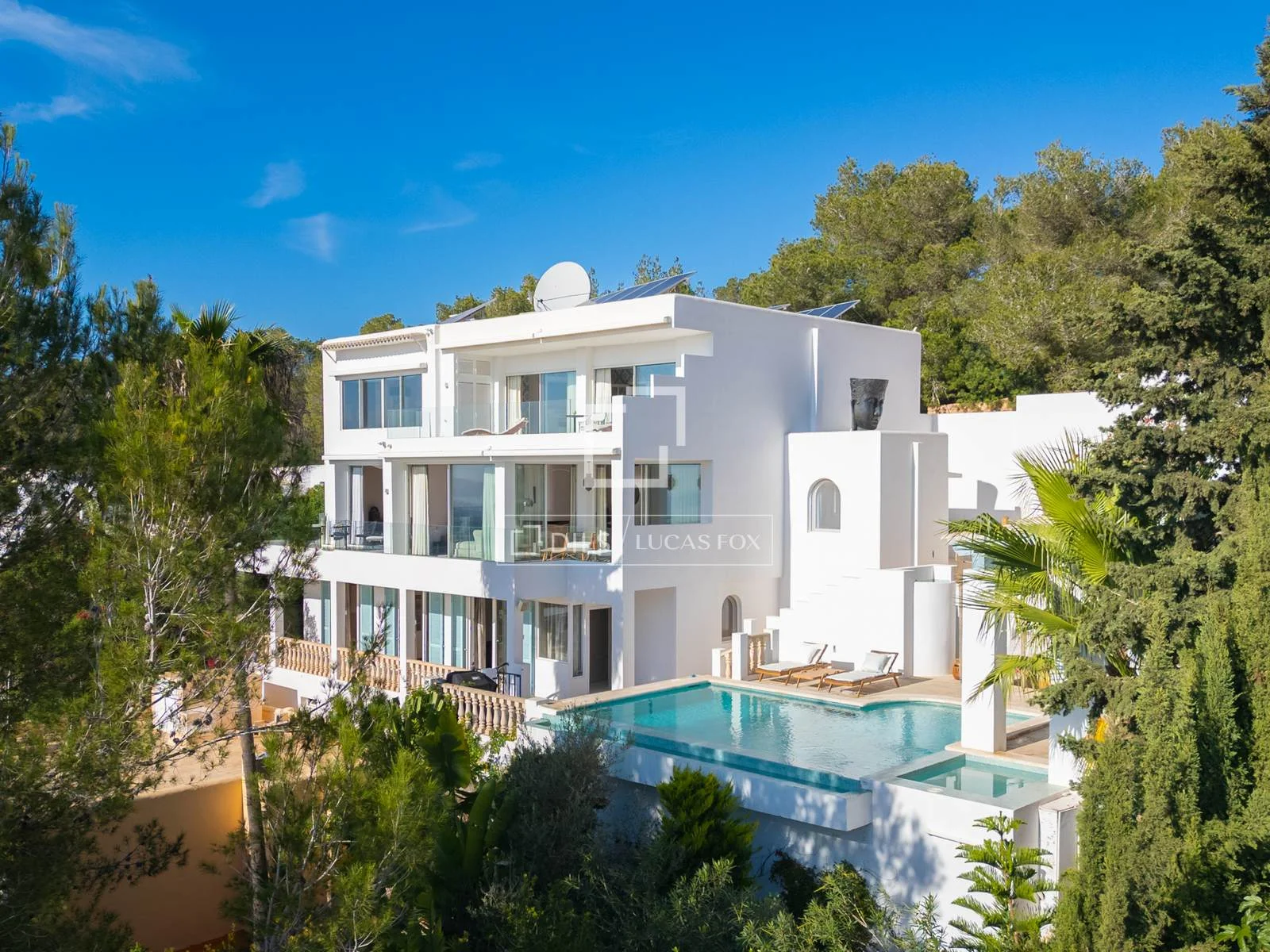 Renovated Ibiza villa with panoramic views