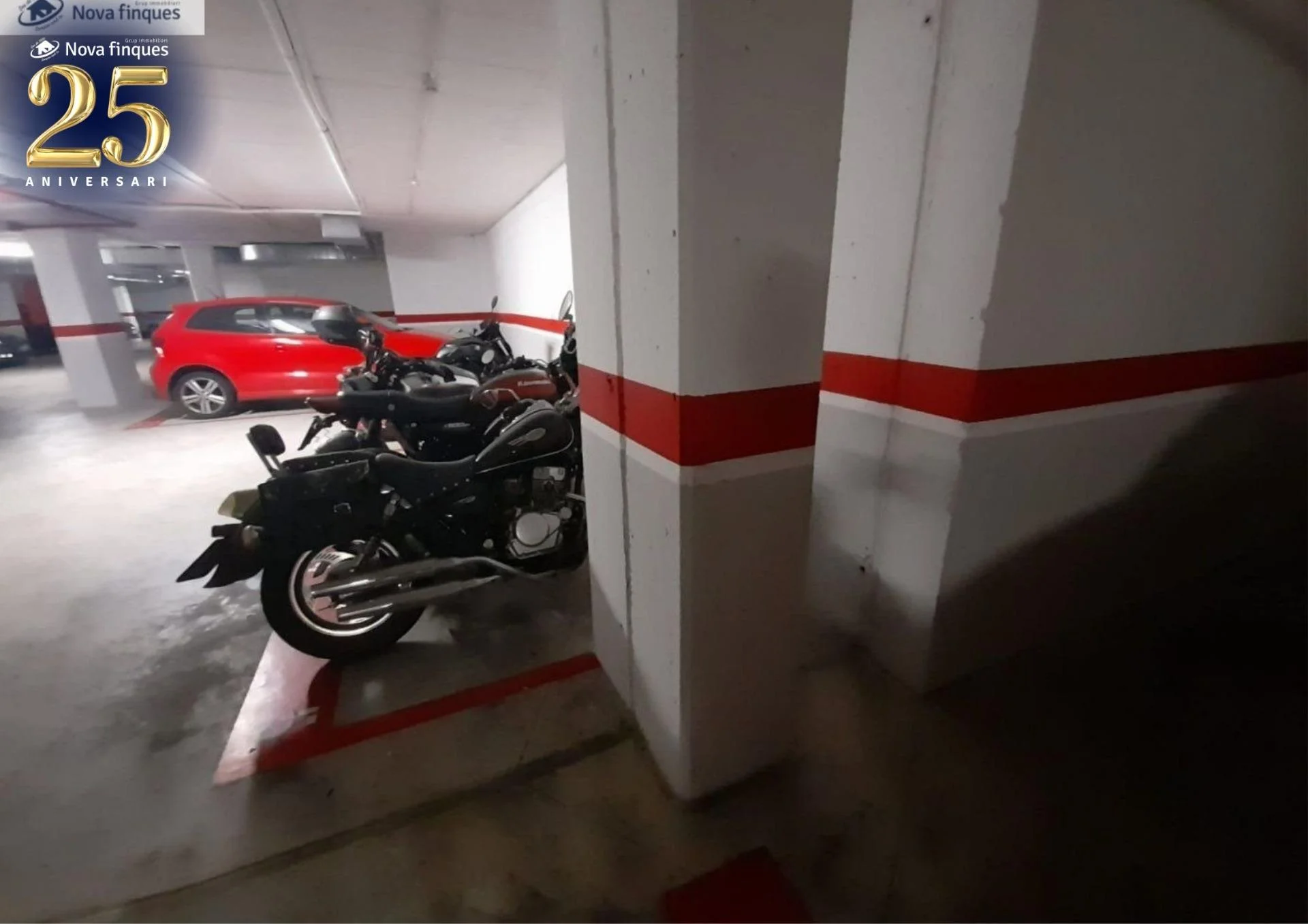 Plaza de moto céntrica de 3 m²