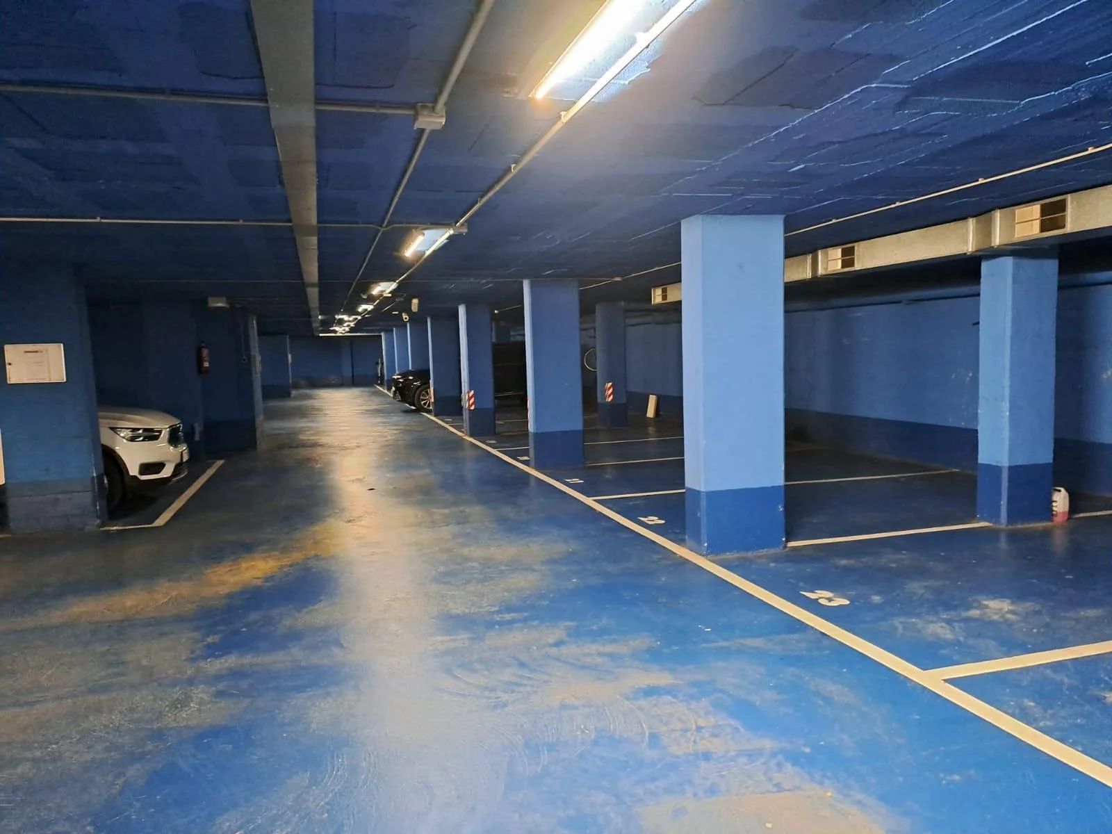 Centre Sabadell parking with purchase option