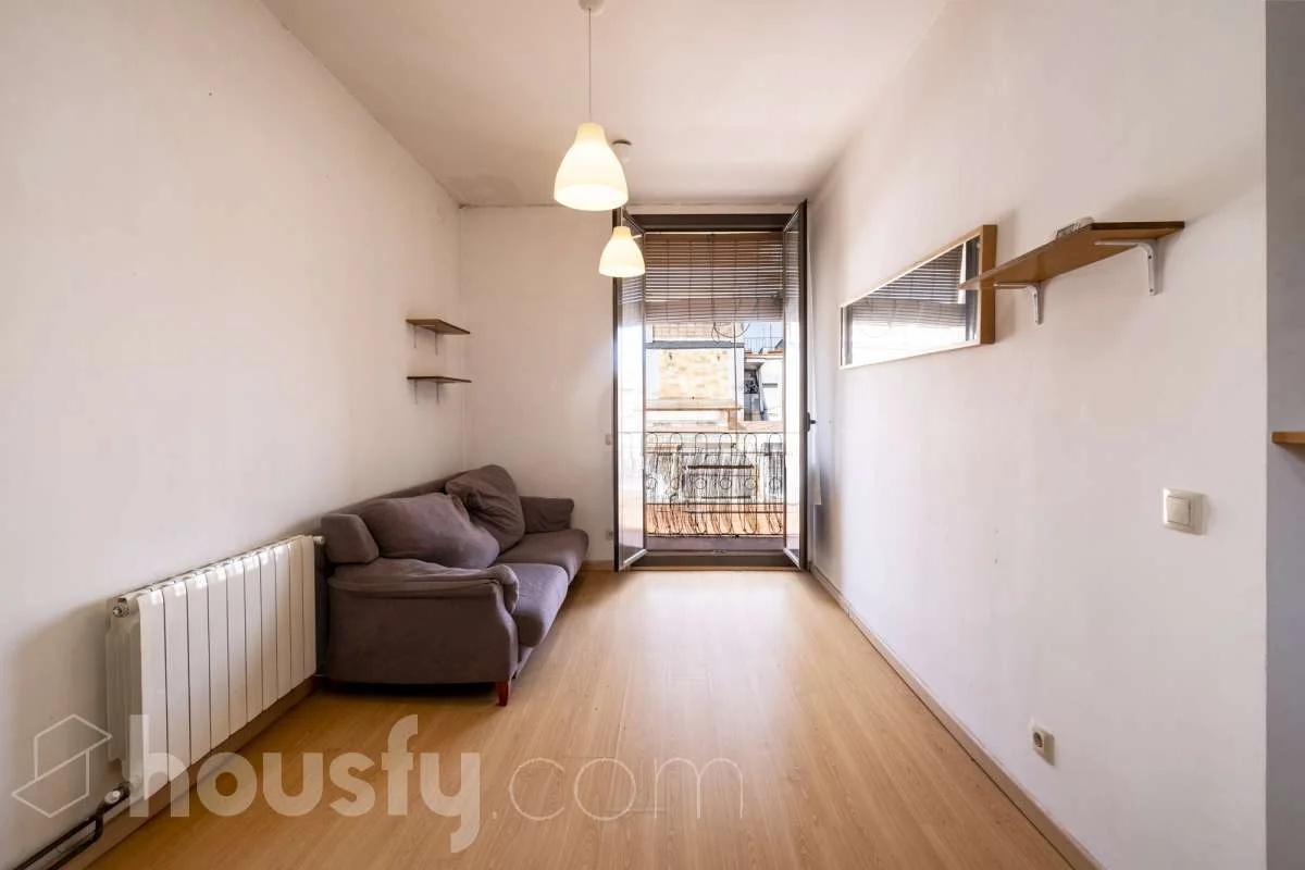 Piso en Barcelona con terraza comunitaria