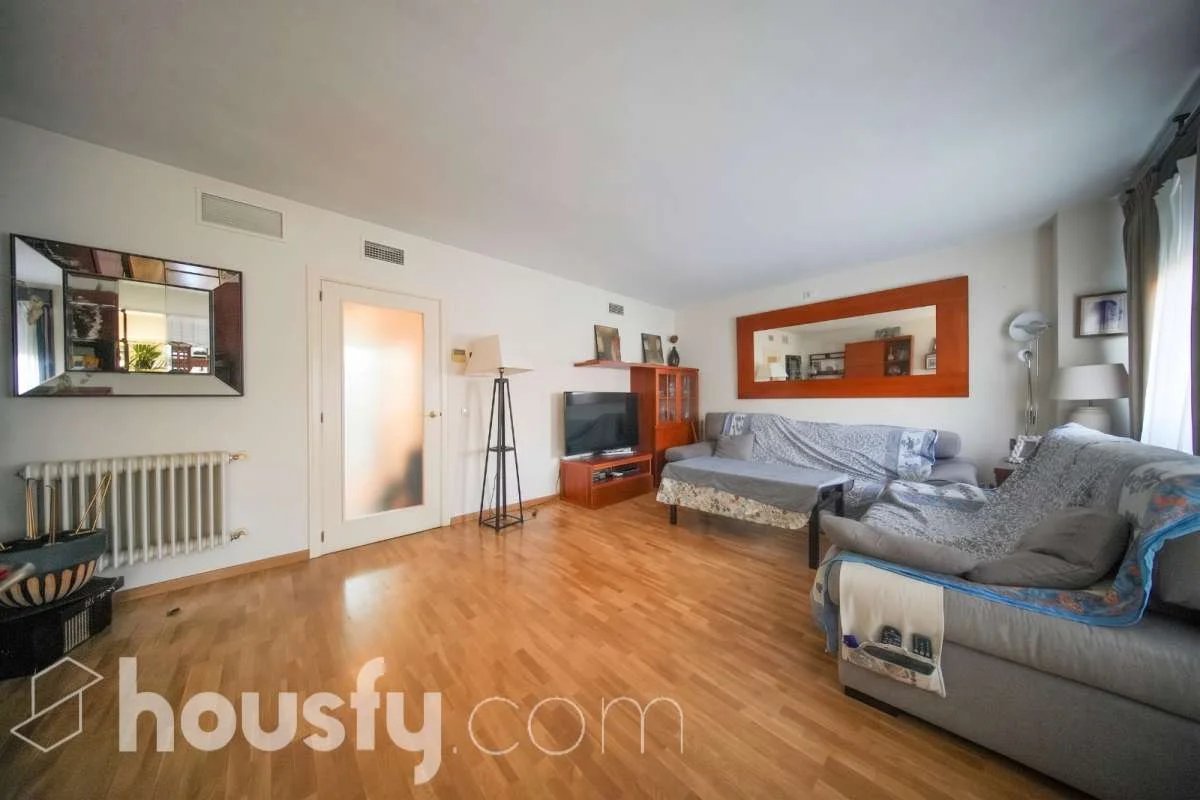 Madrid flat with three bedrooms