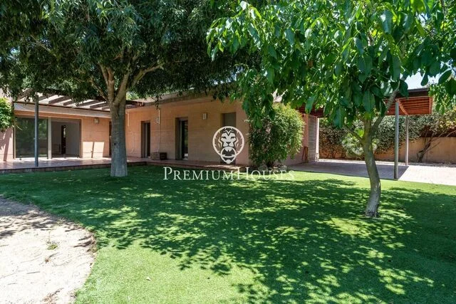 Casa en urbanización de golf, 4 habitaciones