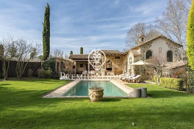 Large Costa Brava estate, 8 bedrooms