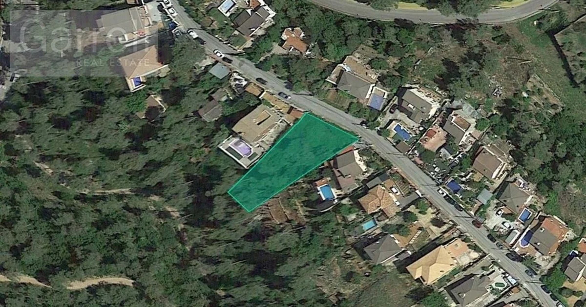 Parcela urbana cerca de Olesa, 1.090 m²
