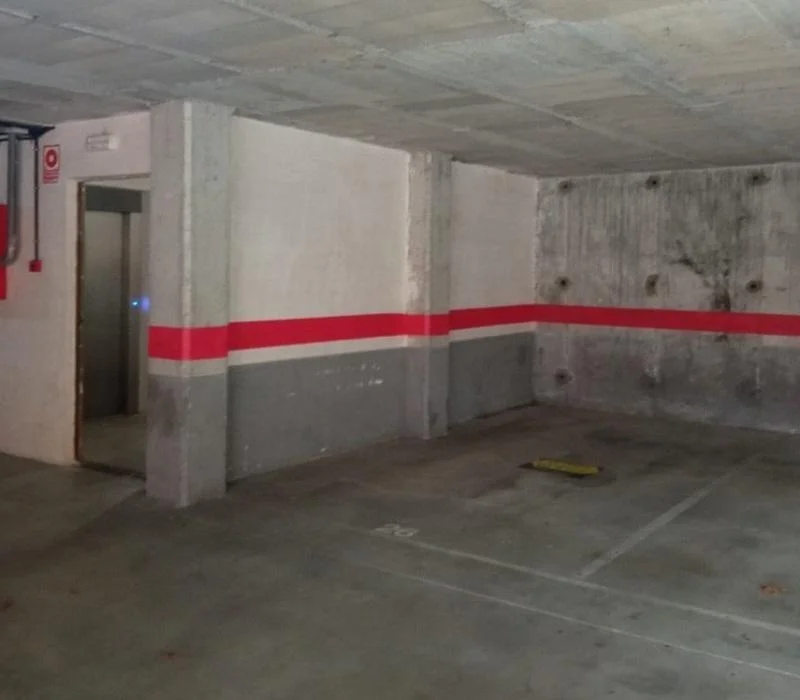 Plaza de parking en sótano cerca de Canaletes