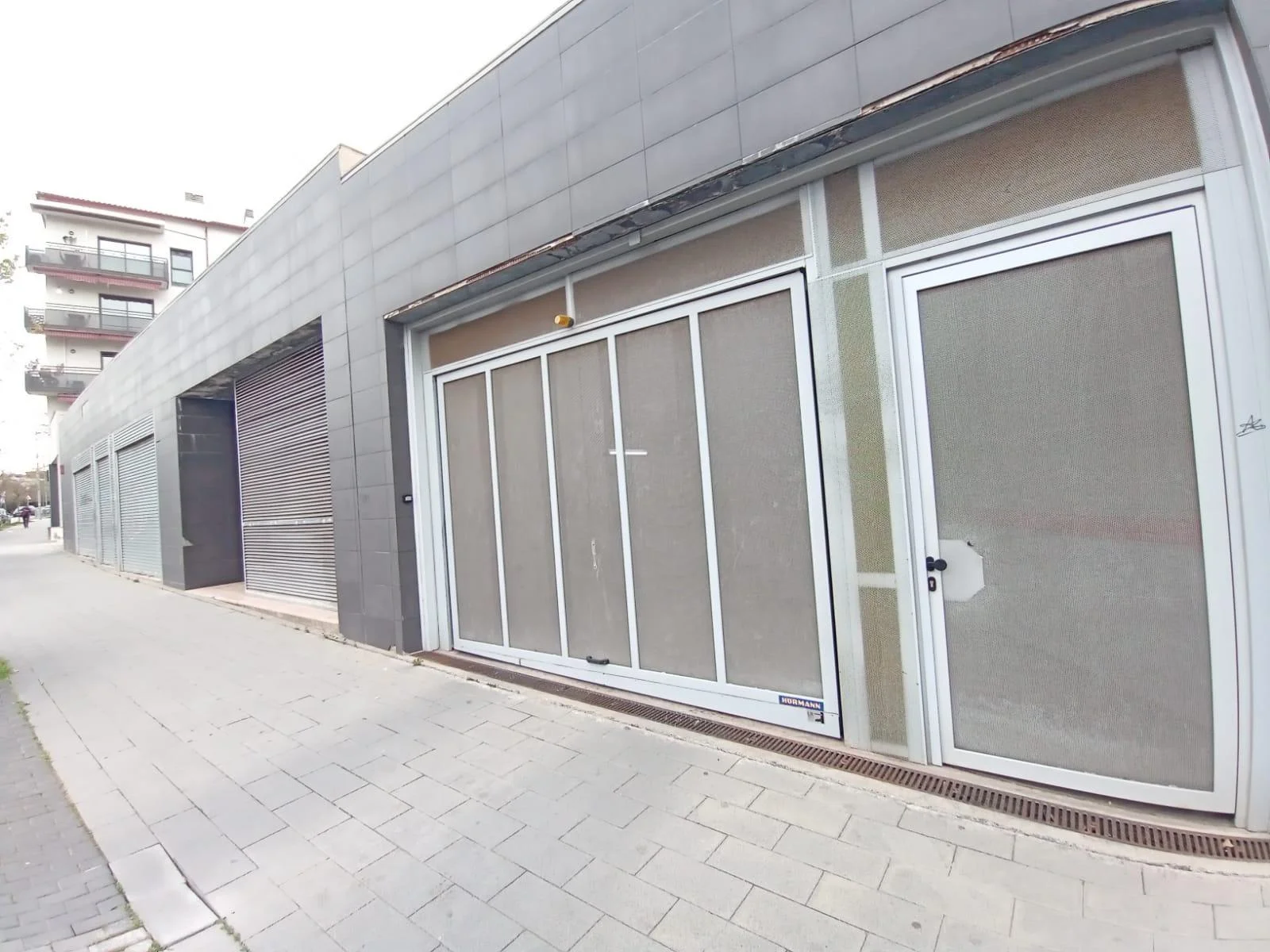 Parking spaces in Masrampinyo, 24 m²